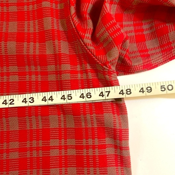 UNDEFEATED PLAID RED LONG SLEEVE SHIRT.SIZE-XL - Picture 6 of 8